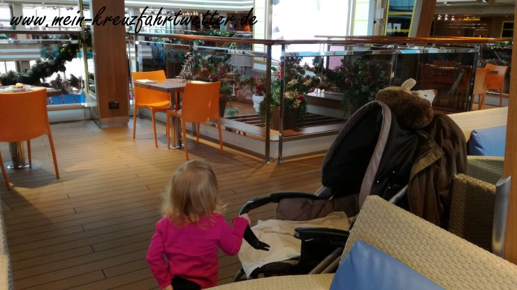 Mittelmeer Kreuzfahrt mit Kleinkind auf dem Kreuzfahrtschiff Costa Diadema